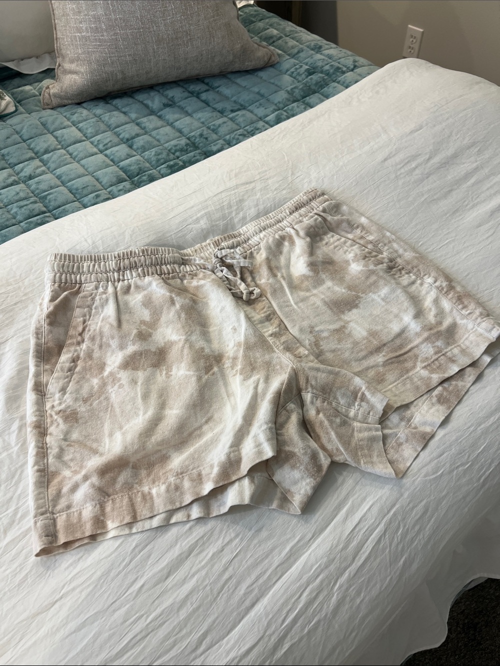 Old Navy Women’s shorts‎